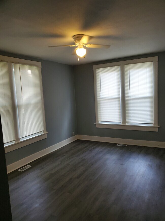 Sala de estar - 417 N 17th St