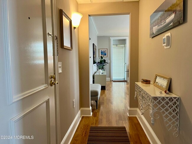 Foto del edificio - 700 Ocean Ave N