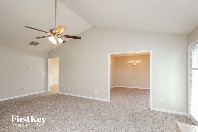 Building Photo - 1500 Summer Lake Terrace SW