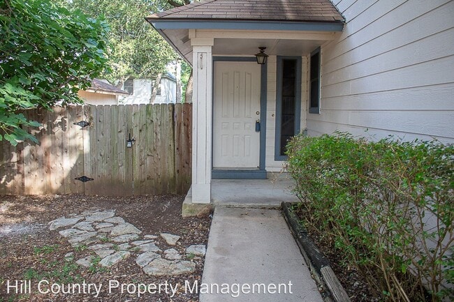 Foto del edificio - 3 br, 2.5 bath House - 12803 Humphrey Drive