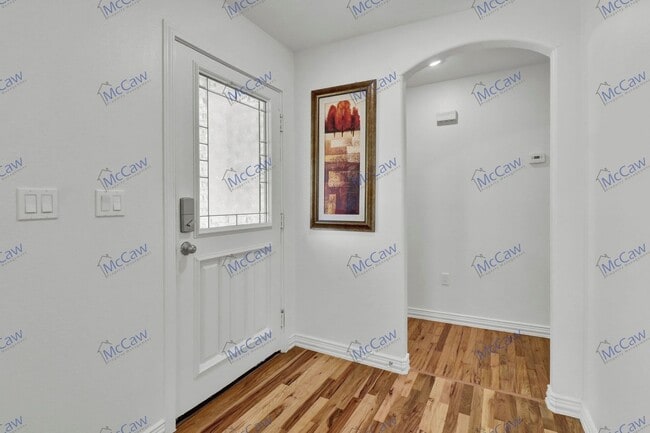 Building Photo - Charming 3/2.5 Home in Sherman!