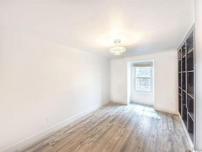 Building Photo - Quiet 3BR Townhome in Aurora near Cherry C...