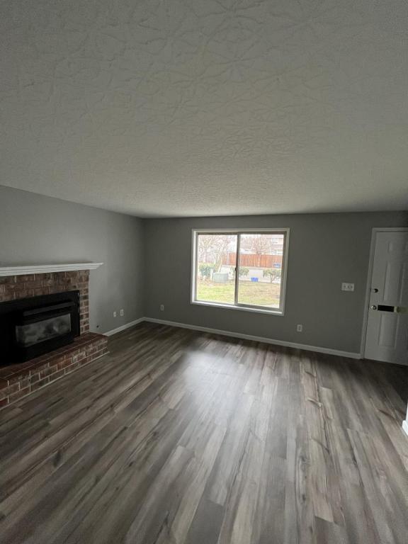 Foto del edificio - 15607 NE 34th St