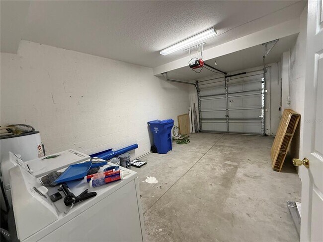 Foto del edificio - 20460 Needletree Dr