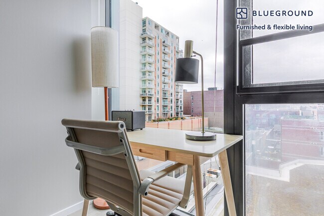 Foto del edificio - 211 W Scott St