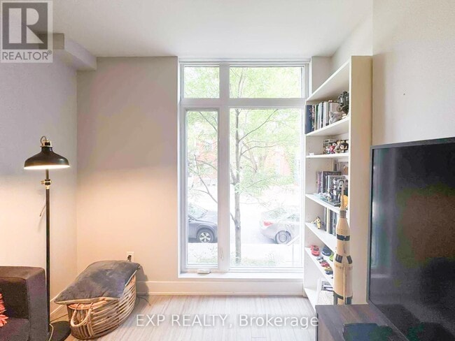 Building Photo - 106 Holmwood Ave
