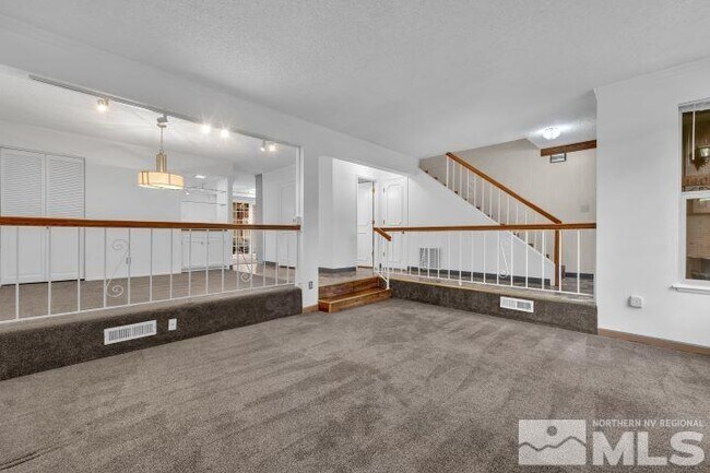 Building Photo - 1407 Foster Dr