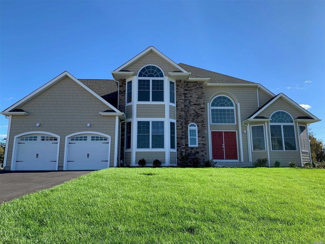 21 Country View Ln, Greenlawn, NY 11740 House Rental in Greenlawn, NY