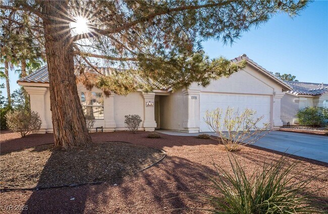 Foto del edificio - 5516 Honey Mesquite Ln