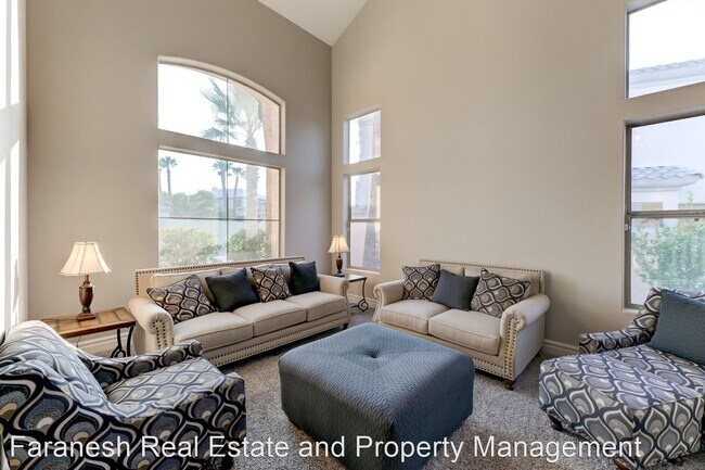 Building Photo - 4 br, 3.5 bath House - 5 Chateau Whistler Ct