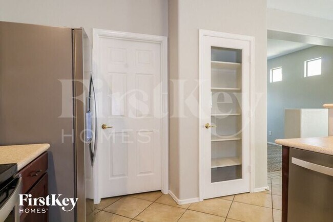 Foto del edificio - 15227 N 173rd Ln