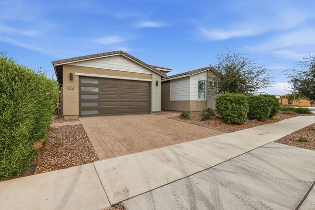 Foto del edificio - Stunning Queen Creek Home – Modern Comfort in the Spur Crossing Community