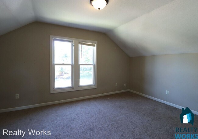 Building Photo - 3 br, 1.5 bath House - 2741 Dudley Street