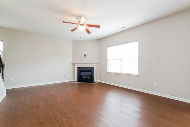 Building Photo - 3616 Waleback Ln