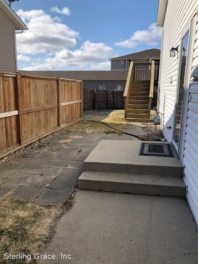 Building Photo - 3 br, 2 bath House - 2538 Amber Valley Court