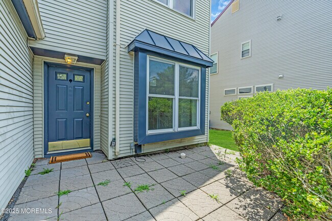 Building Photo - 19 Longbrook Ln
