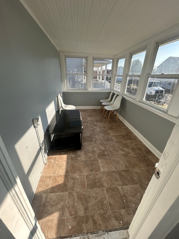 Foto del edificio - 240 Riverview Ave