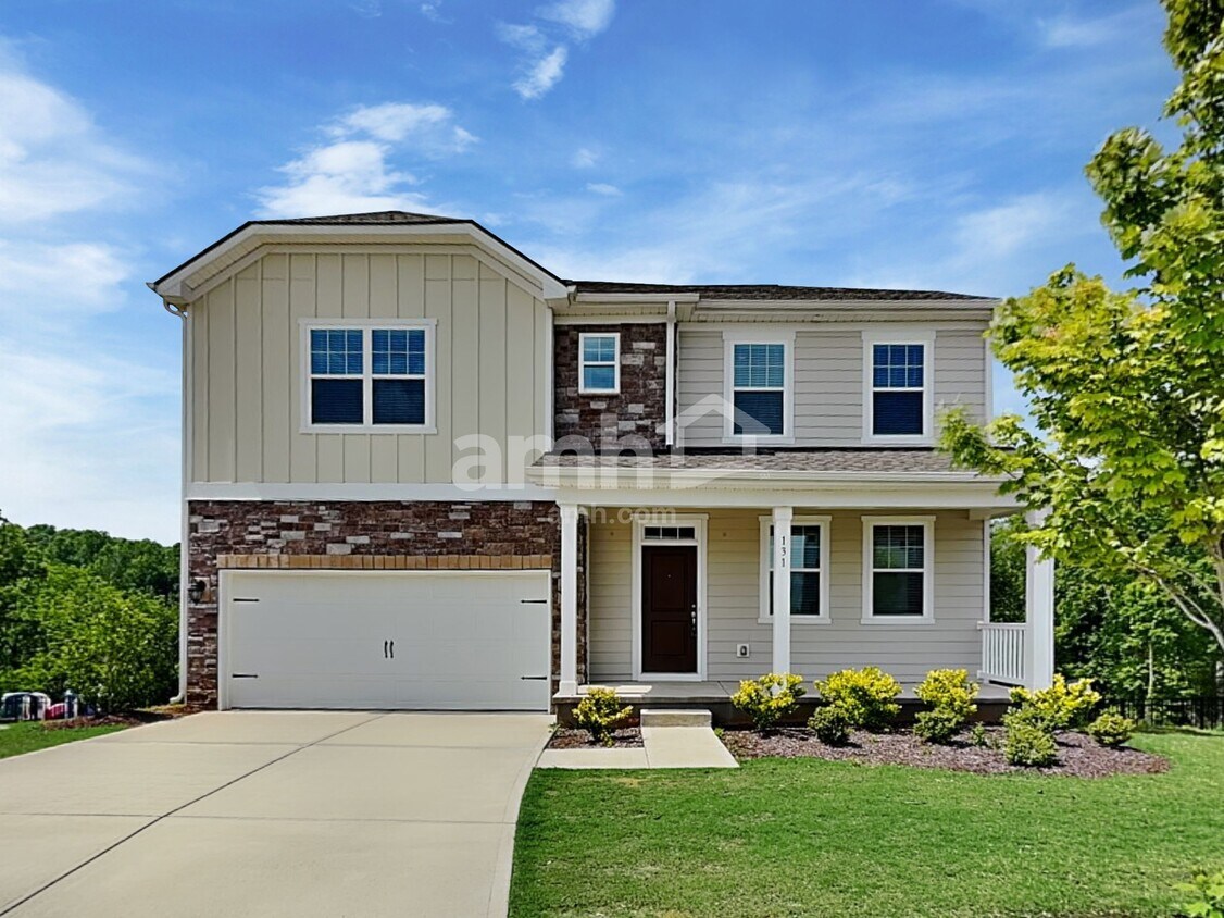 Foto principal - 131 Alaina Ct
