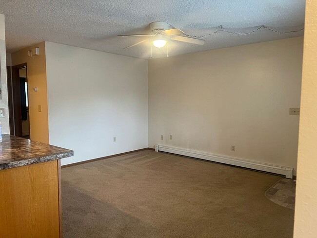 Building Photo - 534 Ouida Way