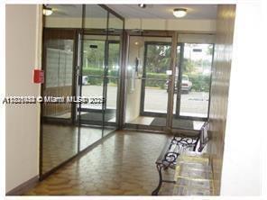 Foto del edificio - 16851 NE 23rd Ave