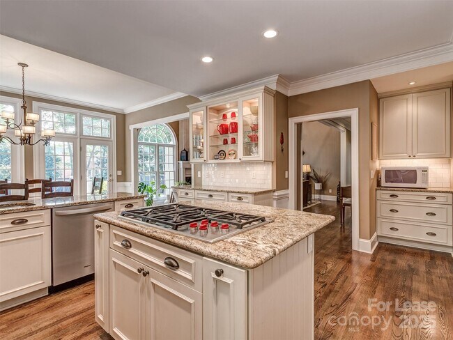 Foto del edificio - 4104 Shepherdleas Ln