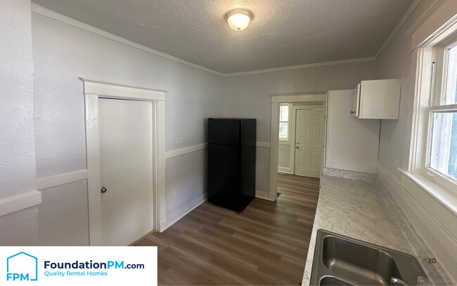 Foto del edificio - 2092 E McLemore Ave