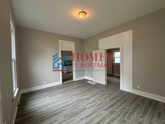 Foto del edificio - Two Bedroom House | Deposit Special