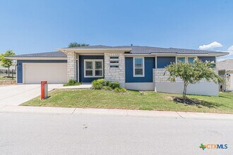 Building Photo - 205 Eagle Dr