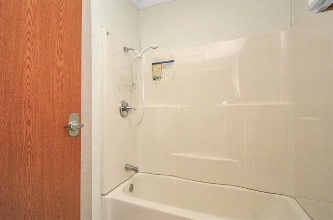 Foto del edificio - 24467 Linda Ln