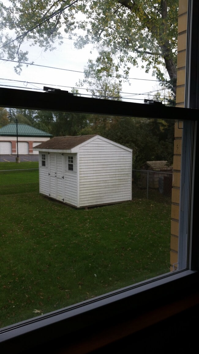 Foto del edificio - 10 Parkdale Dr