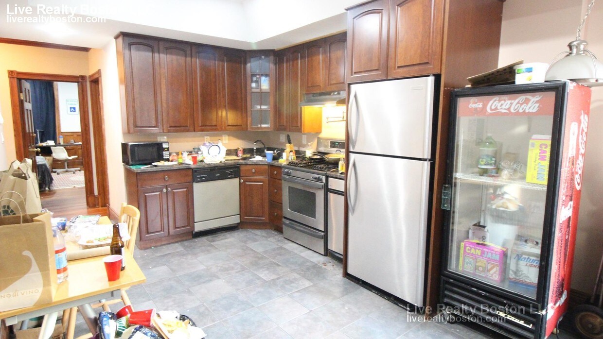 2000 Commonwealth Avenue, Boston, MA 02135 Apartments in Boston, MA