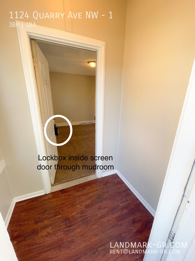Building Photo - 1124 Quarry Ave NW
