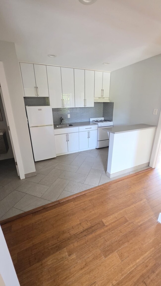 Photo - 987 Greene Ave (Brooklyn, NY) Apartment