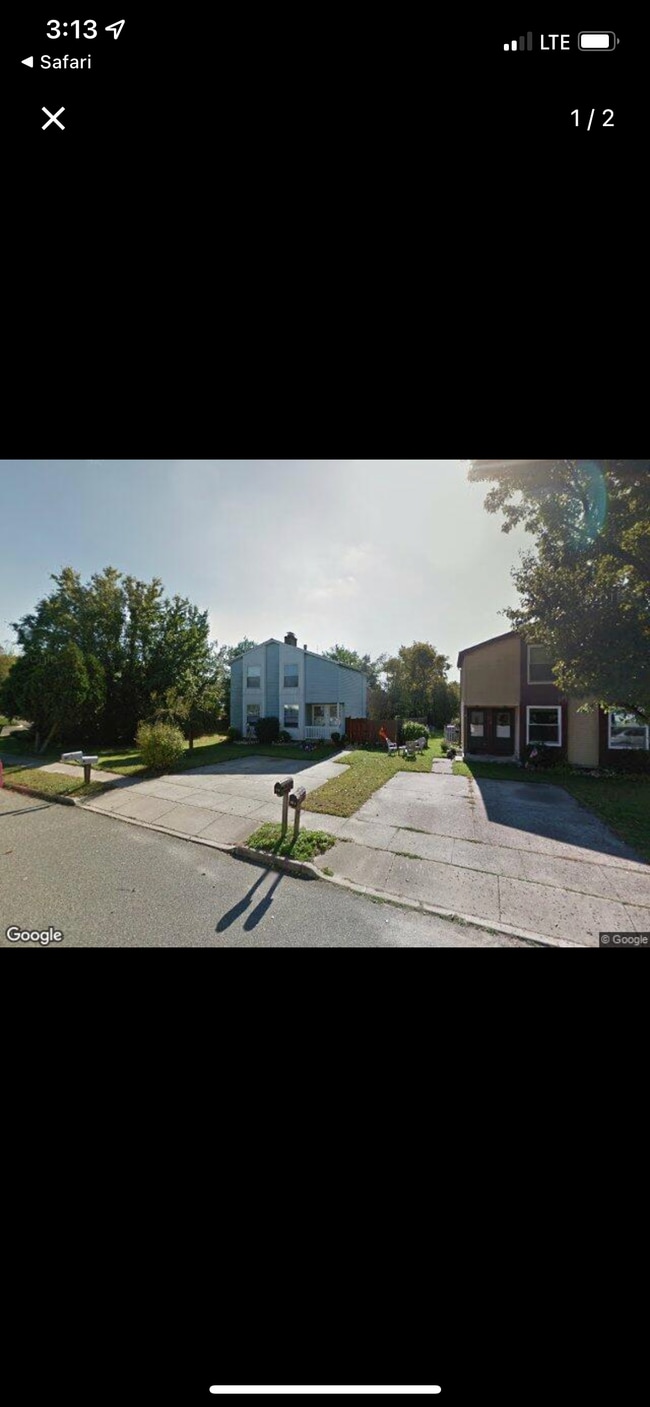 Building Photo - 8 Fanelli Ln