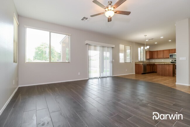 Building Photo - 17125 W Lundberg St, Surprise, AZ 85388