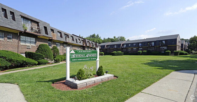 Building Photo - Brookdale Apartments