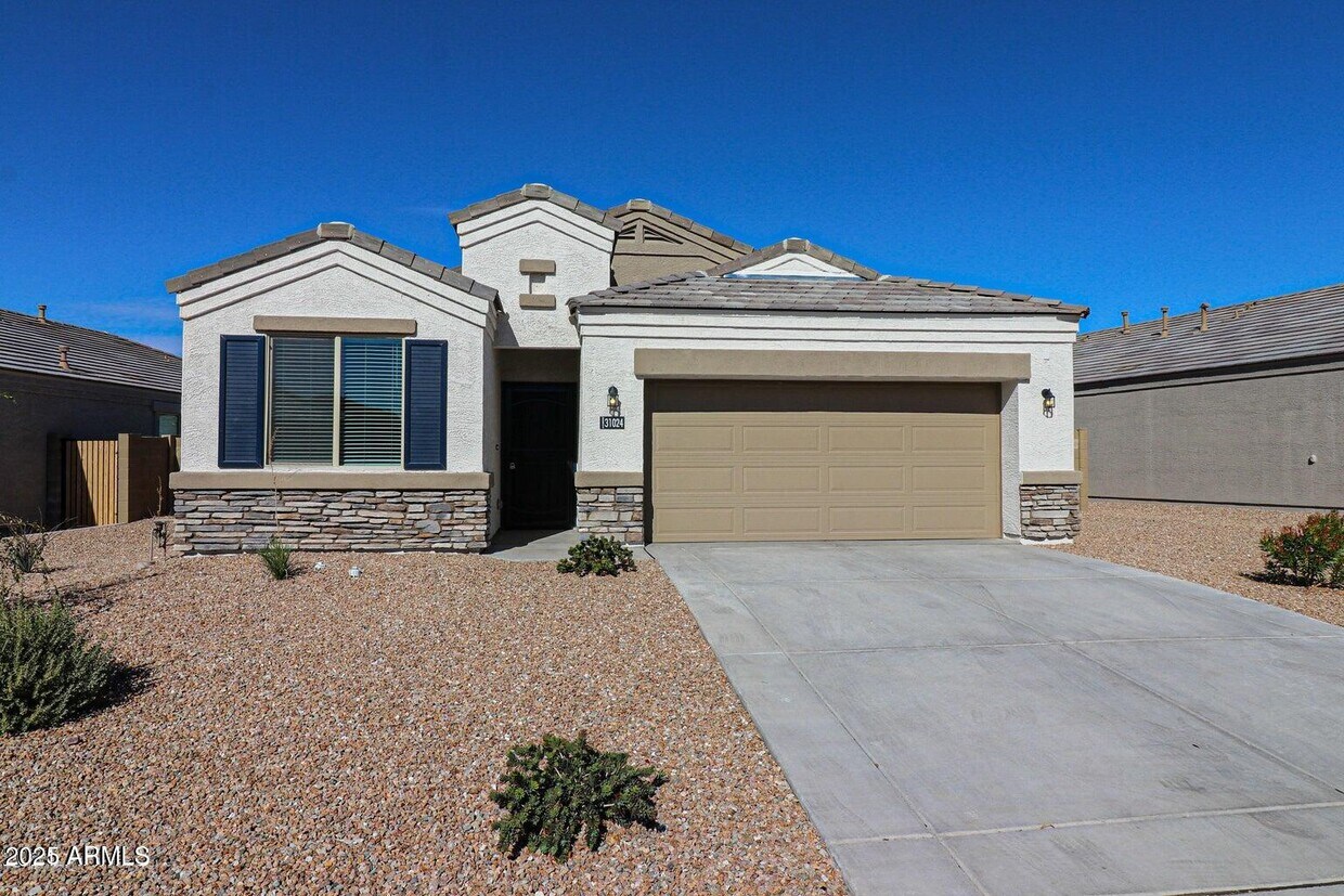 Foto principal - 31024 W Weldon Ave