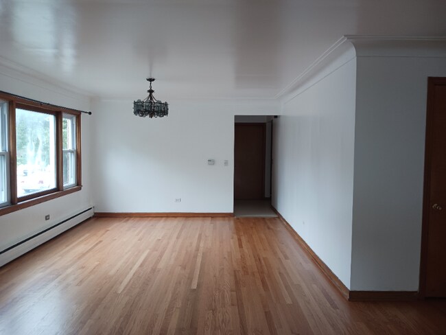Foto del edificio - 2759 N Rutherford Ave