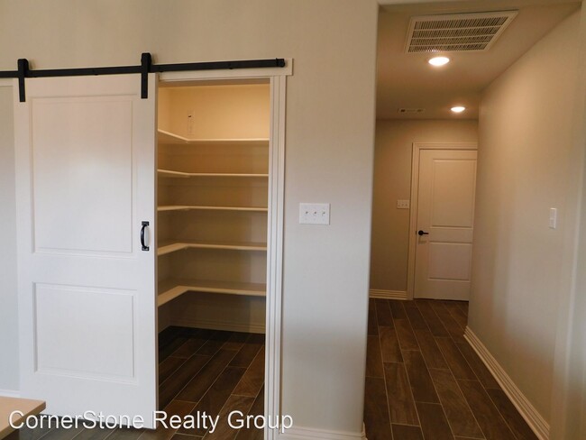 Foto del edificio - 3 br, 2 bath House - 1026 Patridge Place
