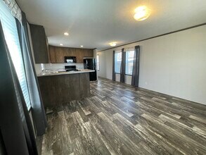 Building Photo - 46000 Geddes Rd
