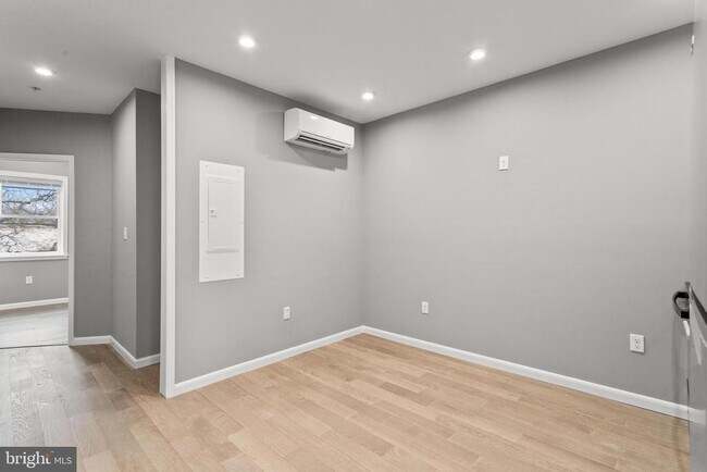 Foto del edificio - 1603 18th St SE