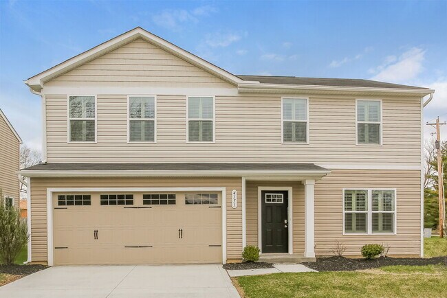 Building Photo - 4151 Swallowfield St