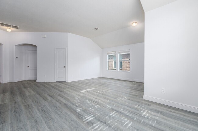 Foto del edificio - 21565 Duke Alexander Dr