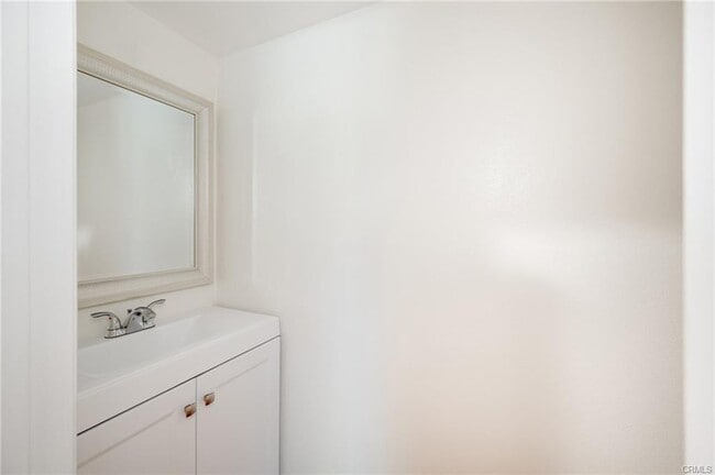 Building Photo - 7727 Vía Napoli