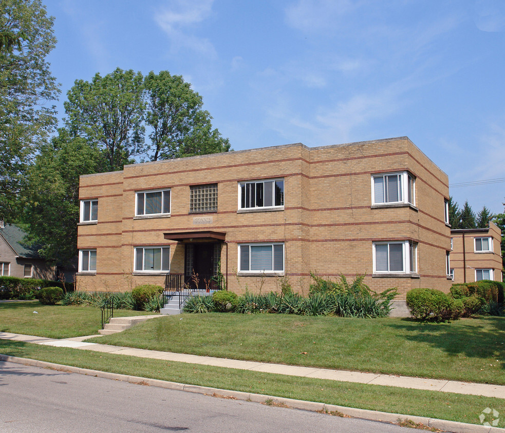 Primary Photo - 451 Greenmount Blvd