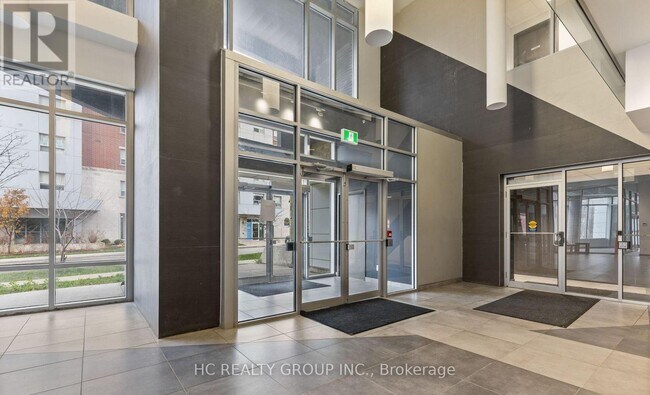 Photo du bâtiment - 158 King St N