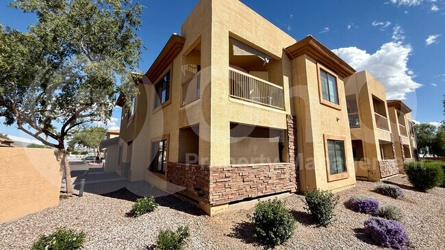 Building Photo - 6770 N 47th Ave