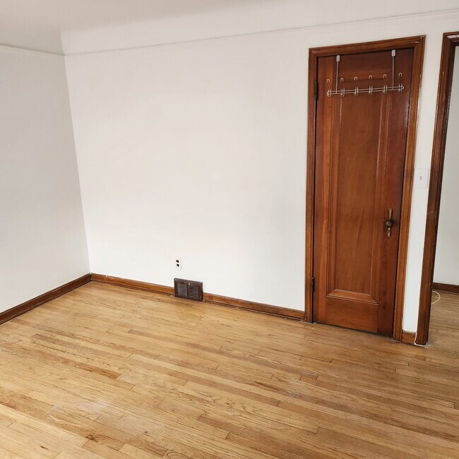 Foto del edificio - 12000 Mitchell St