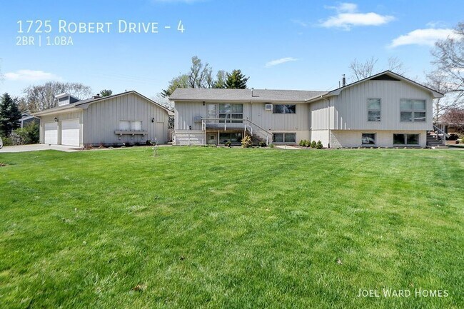 Foto del edificio - Two Bedroom Apt with Pool and Garage