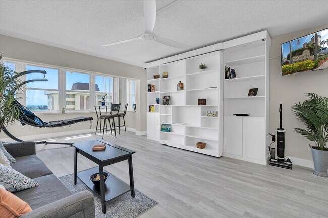 Foto del edificio - 4550 Cove Cir